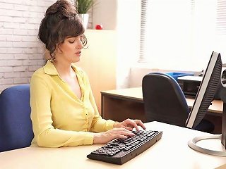 Whorish Bookkeeper Kate Anne Shows Is Playing With Dildo Toy In The Office