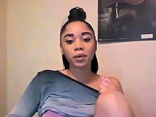 Ebony Fucks Her Creamy Squirting Pussy And Anal On Webcam Drtuber