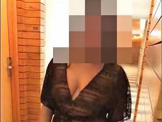 Pranya Flashing In Hotel Gallary